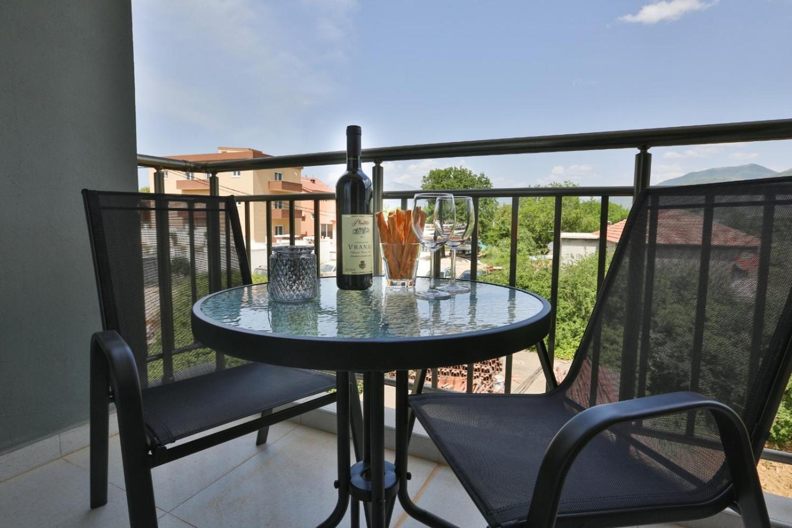 Kristina Apartments Tivat Exteriér fotografie