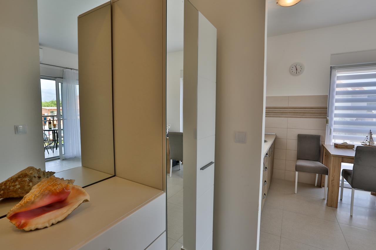 Kristina Apartments Tivat Exteriér fotografie