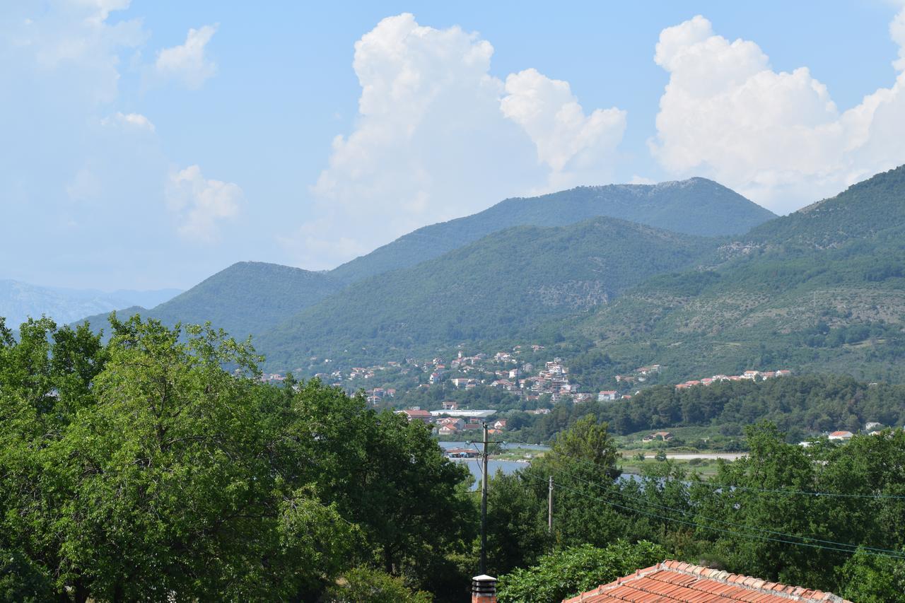 Kristina Apartments Tivat Exteriér fotografie