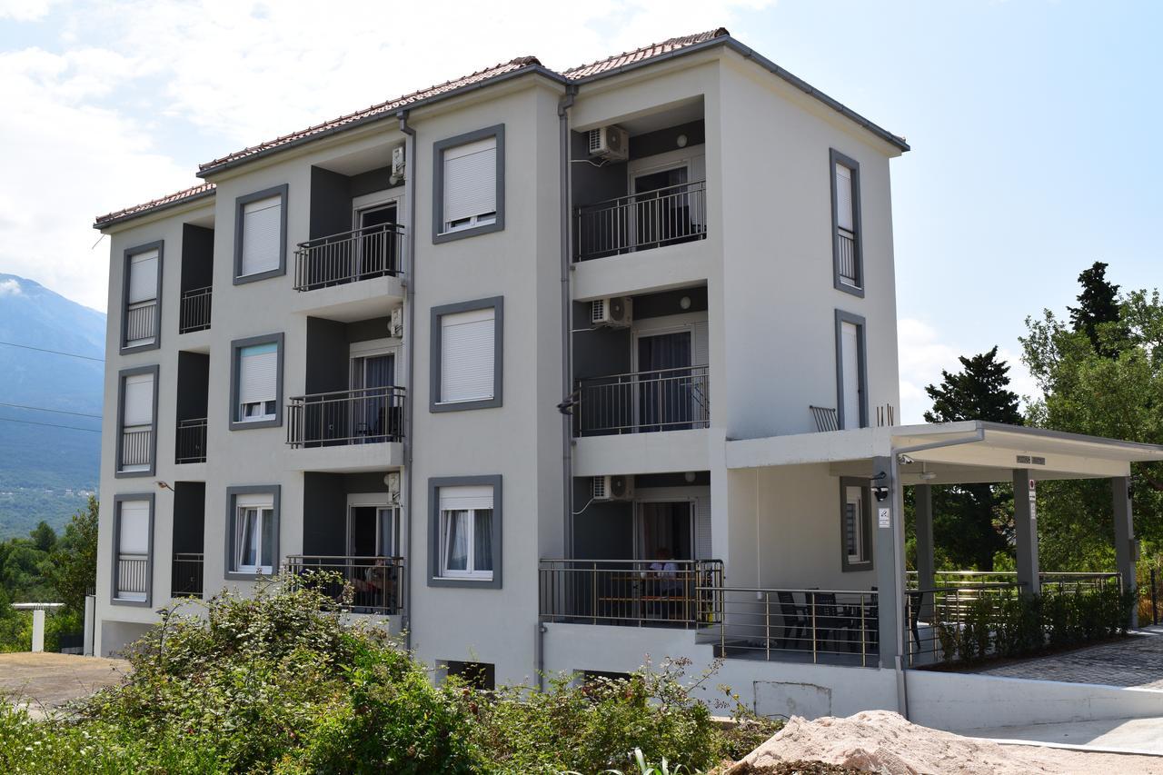 Kristina Apartments Tivat Exteriér fotografie